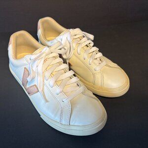 VEJA Women’s Leather Sneakers White & Metallic Pink V Logo EU 37 US 6